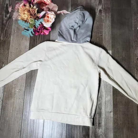 H&M Star Wars The Mandalorian Boys 6X/7 Cream Metallic Blue Pullover Hoodie - Picture 13 of 15